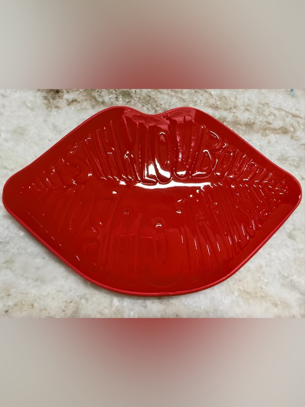 Christian LOUBOUTIN Red Lips Mirror NEW in SEALED in Bag/Mirror SEALED w Plastic